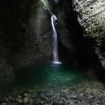 Gostinjska kuća Pri Lovrizu 4*