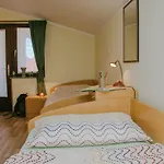 Pensjonat Pri Lovrizu 4*