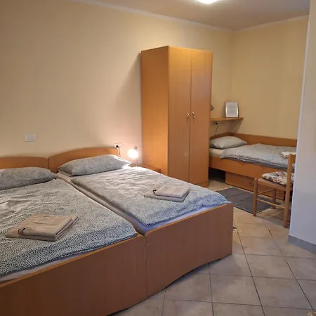 Pri Lovrizu Guest house Kobarid