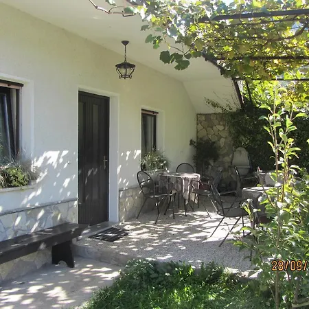 Πανσιόν Pri Lovrizu Kobarid