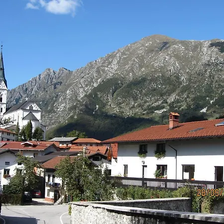 Pri Lovrizu Guest house 2*