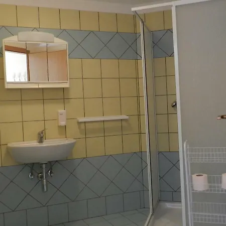 בית הארחה Pri Lovrizu