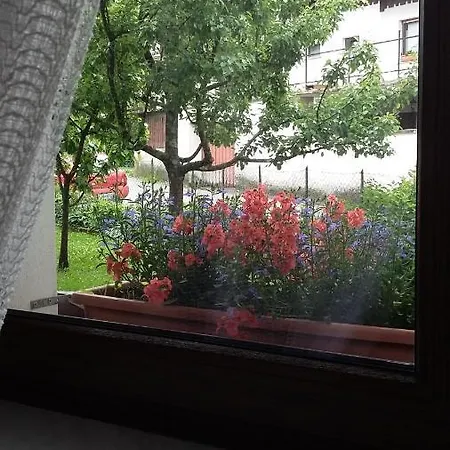 Pri Lovrizu Guest house 2*