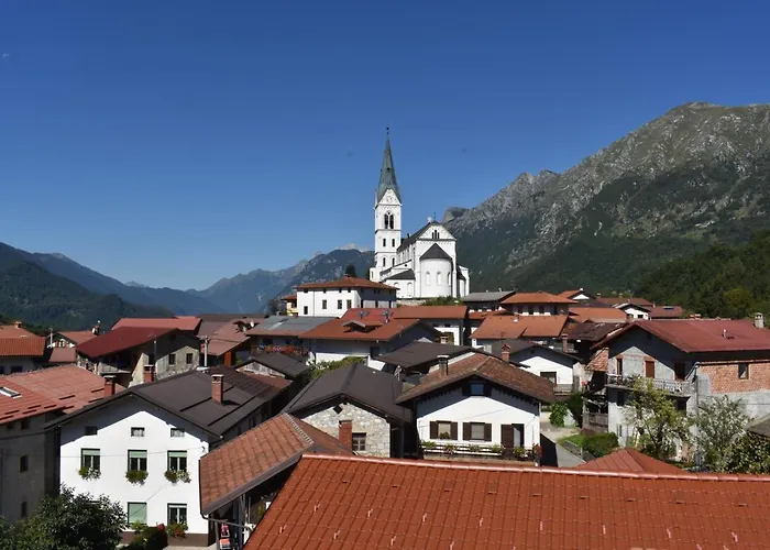 Gasthuis Pri Lovrizu Kobarid