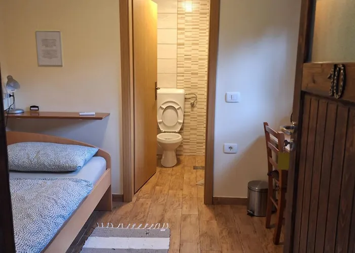 Gasthuis Pri Lovrizu 2*