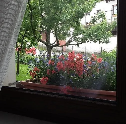 Pri Lovrizu Pensión 2*